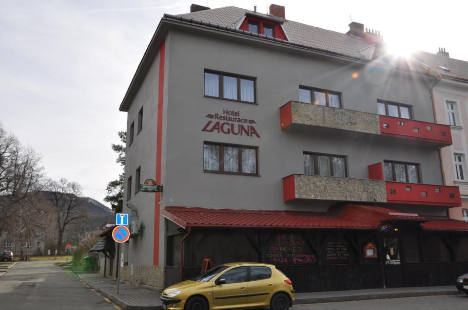 Hotel LAGUNA Kopřivnice Exterior foto